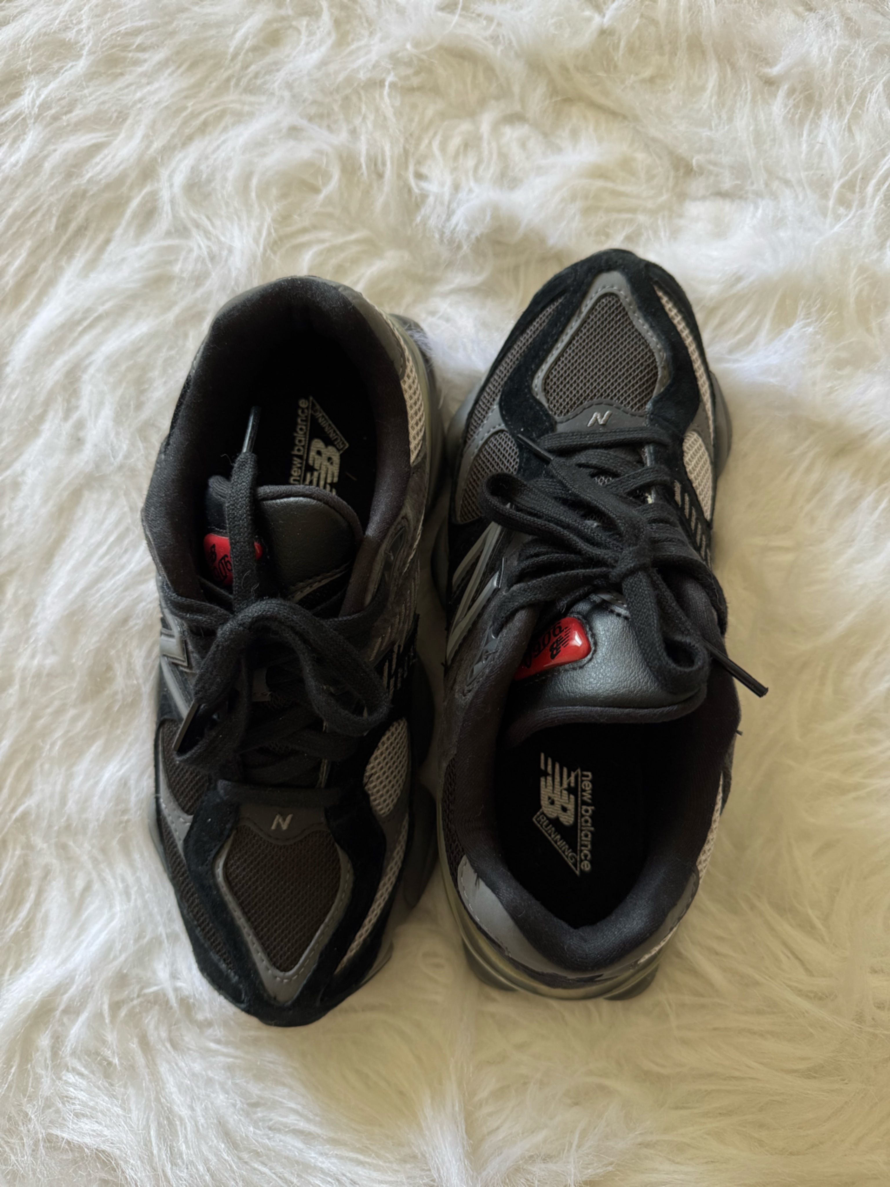 Womens New Balance 9060